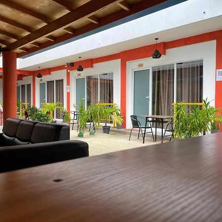 Dacha Thoddoo White Sand Esterno foto