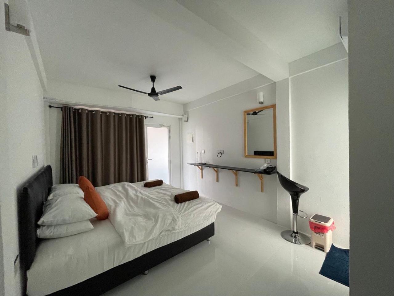 Dacha Thoddoo White Sand Esterno foto